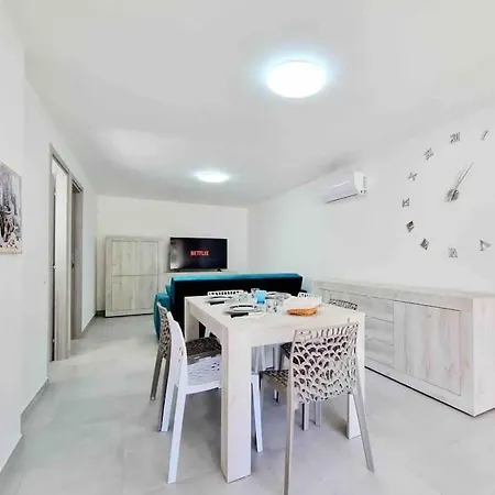 Ferienhaus Best In Villasimius: Modern, Perfectly Located Villasimius